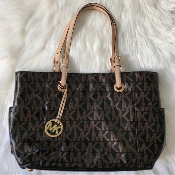Michael Kors Logo Shoulder Bag NWOT - Picture 1 of 4